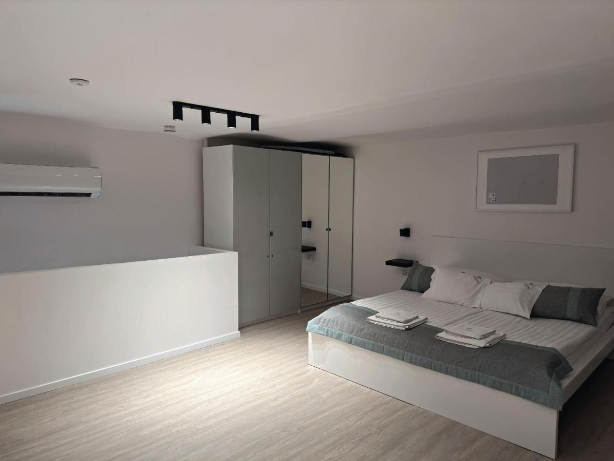 Jobelhome Blaha Apartment บูดาเปสต์ ภายนอก รูปภาพ